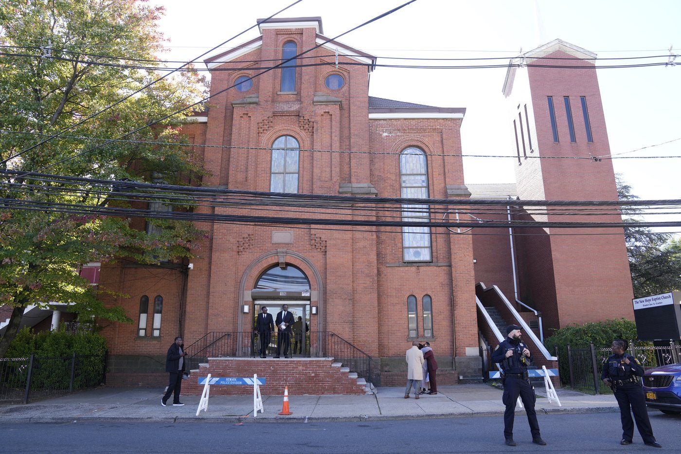 Cissy Houston mourned by Dionne Warwick, politicians and more at longtime church | iNFOnews.ca