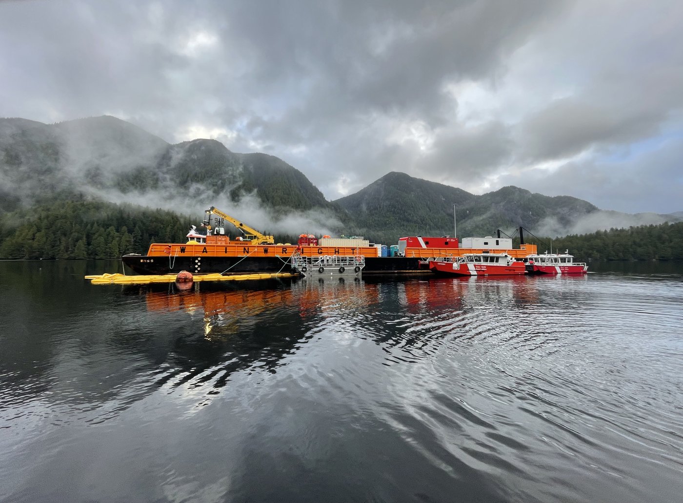 Oil removal work begins on 'fragile' Second World War-era wreck in coastal B.C. | iNFOnews.ca Oil removal work begins on 'fragile' Second World War-era wreck in coastal B.C. | iNFOnews.ca