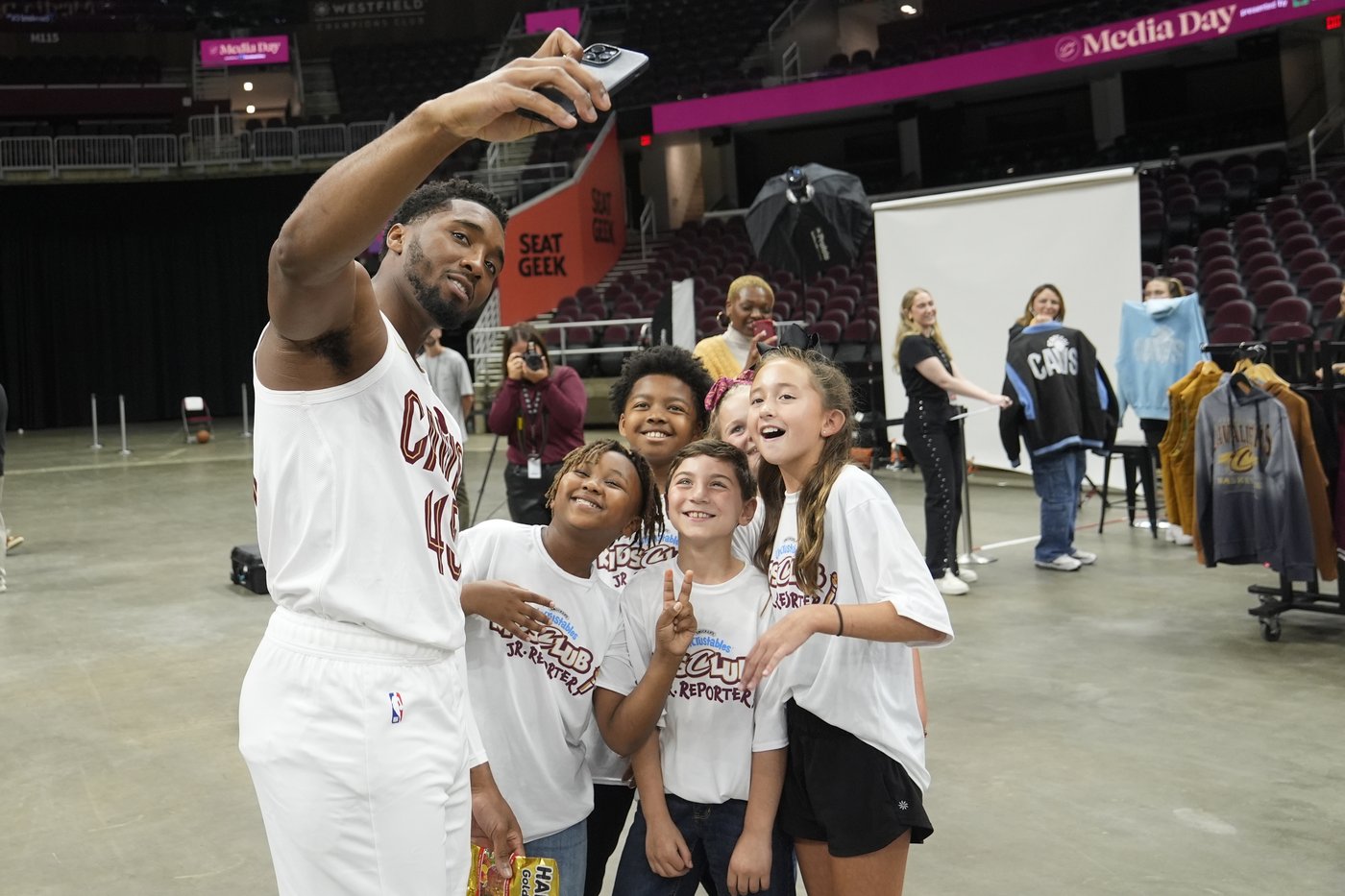 Cavaliers star Donovan Mitchell relieved to be in Cleveland for long haul after signing extension | iNFOnews.ca Cavaliers star Donovan Mitchell relieved to be in Cleveland for long haul after signing extension | iNFOnews.ca