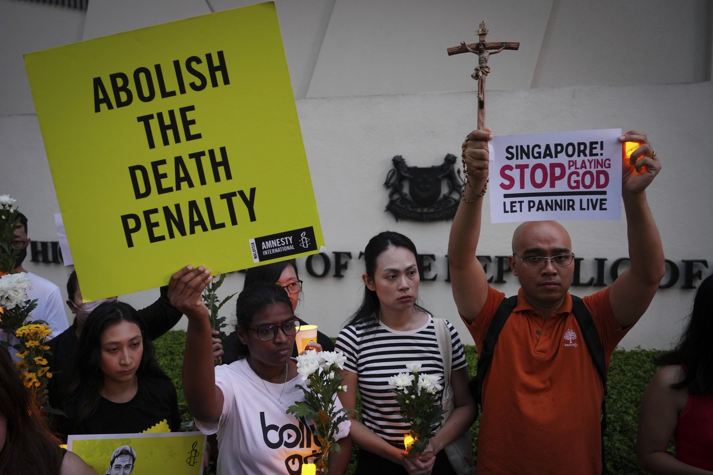 Alleged Malaysian drugs trafficker gets last-minute stay of execution in Singapore | iNFOnews.ca
