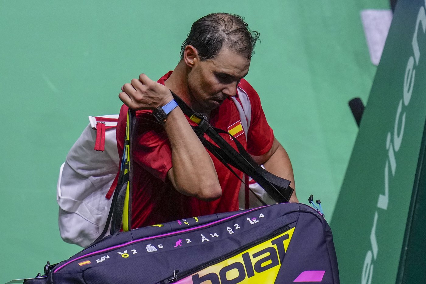 An emotional Rafael Nadal retires at the Davis Cup after he loses and Spain is eliminated | iNFOnews.ca An emotional Rafael Nadal retires at the Davis Cup after he loses and Spain is eliminated | iNFOnews.ca