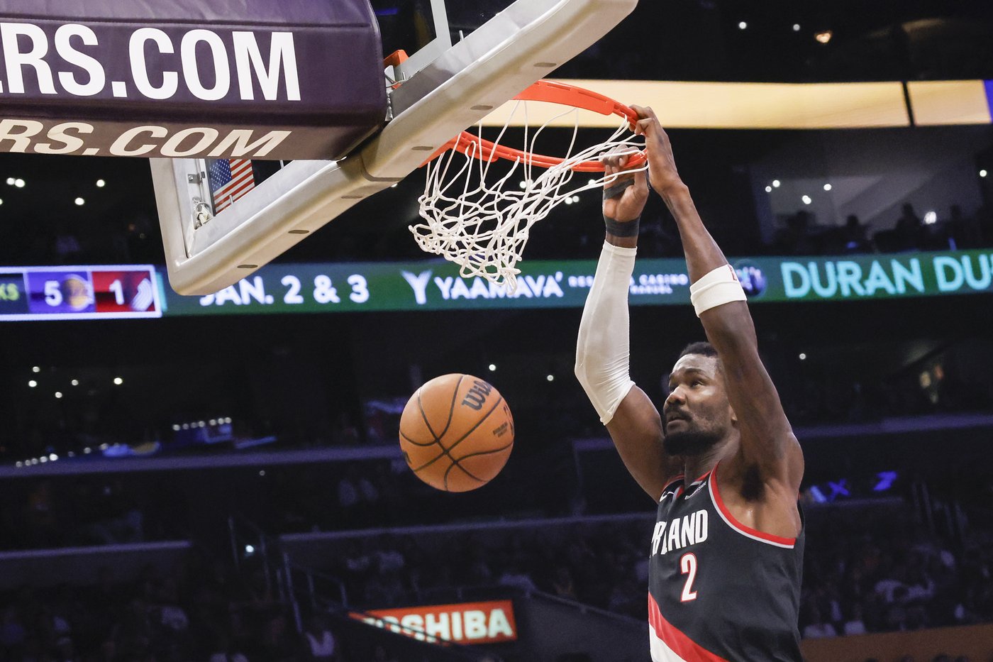 Without LeBron James, Lakers roll past Trail Blazers 107-98 to end 3-game skid | iNFOnews.ca Without LeBron James, Lakers roll past Trail Blazers 107-98 to end 3-game skid | iNFOnews.ca