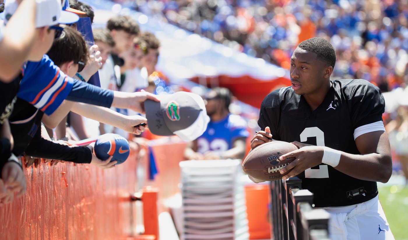 Florida QB DJ Lagway resumes throwing after resting sore shoulder during spring practice | iNFOnews.ca Florida QB DJ Lagway resumes throwing after resting sore shoulder during spring practice | iNFOnews.ca
