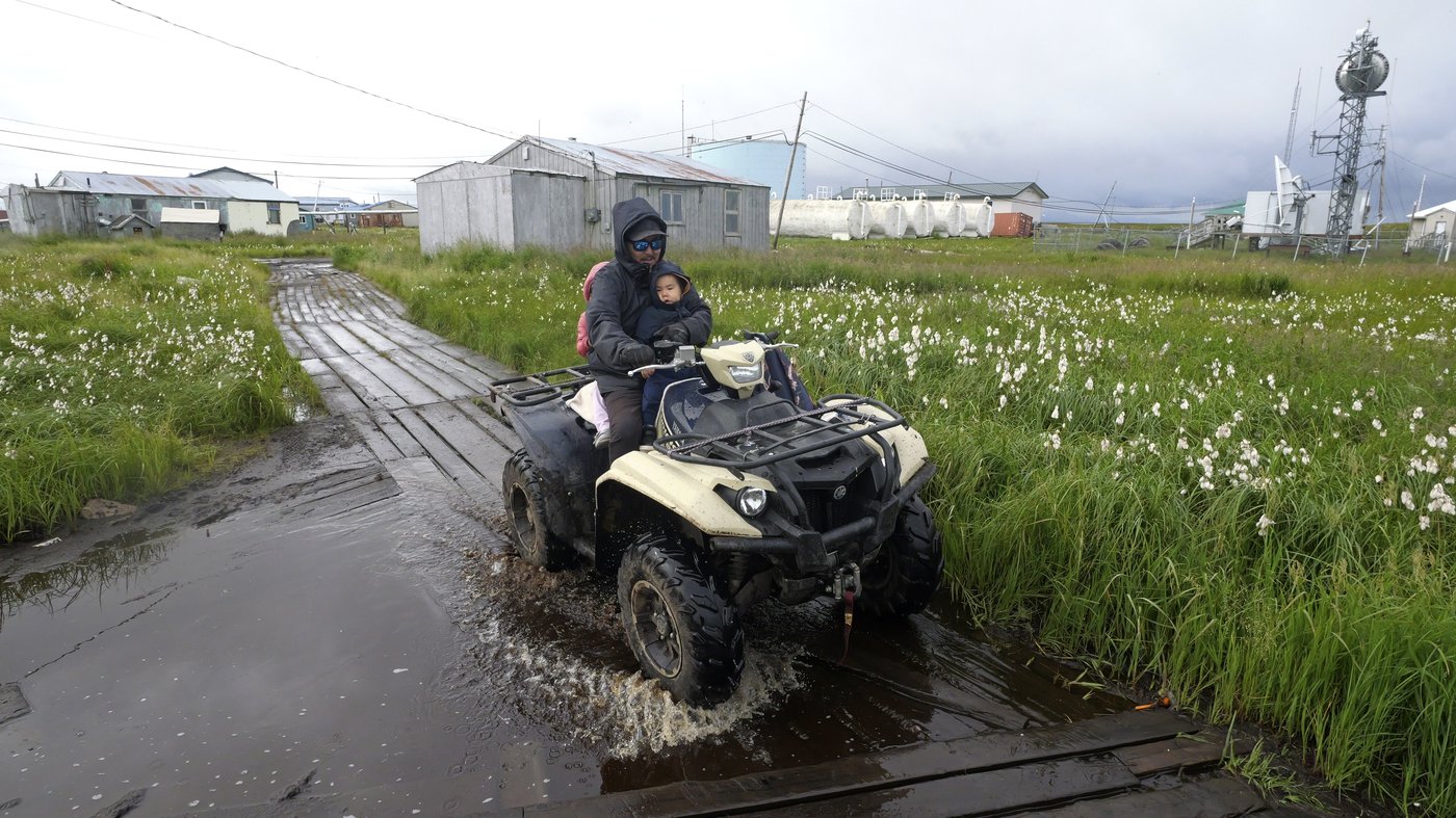 Climate change destroyed an Alaska village. Its residents are starting over in a new town | iNFOnews.ca Climate change destroyed an Alaska village. Its residents are starting over in a new town | iNFOnews.ca