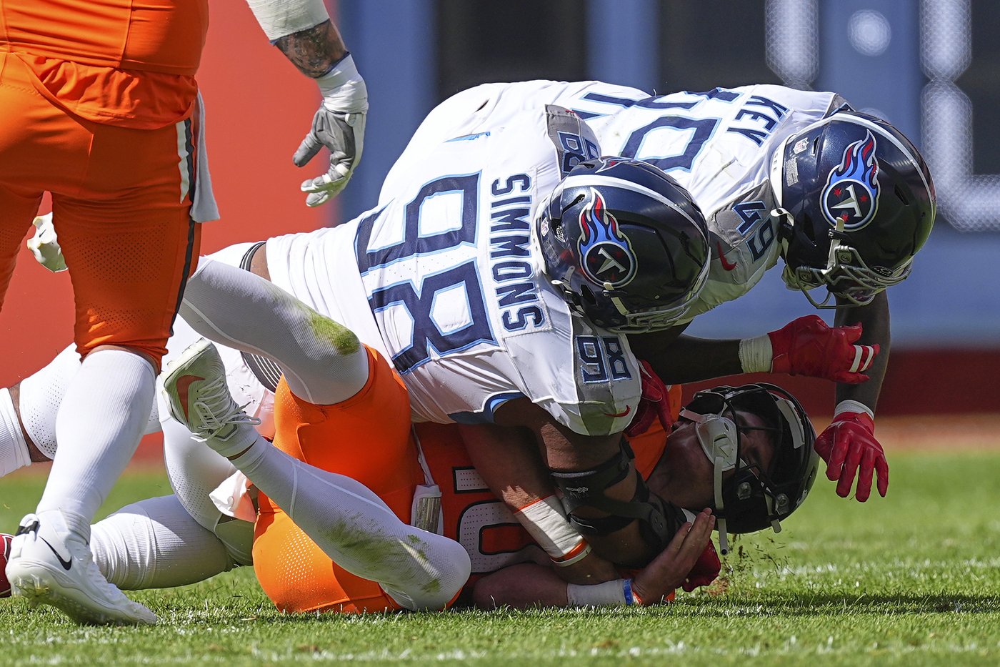 The Titans back to trying to clean up their 'SINS' after season-opening loss | iNFOnews.ca