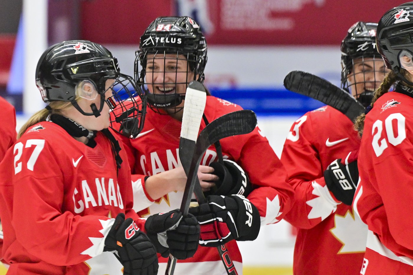 B.C. players surge onto Canadian women's hockey team after drought | iNFOnews.ca