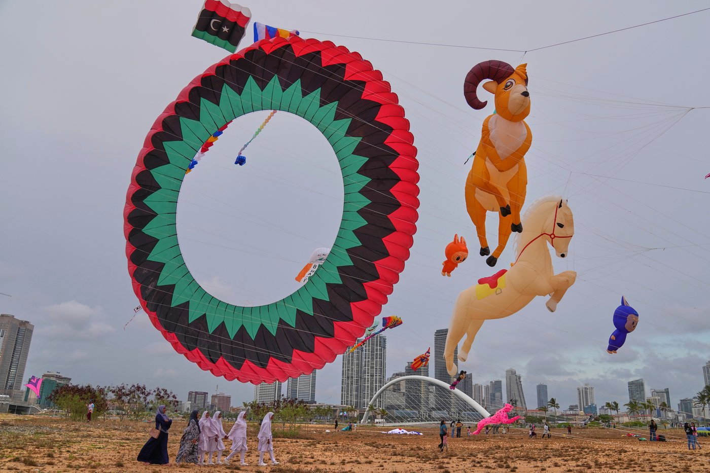Photos of an international kite festival in Sri Lanka | iNFOnews.ca