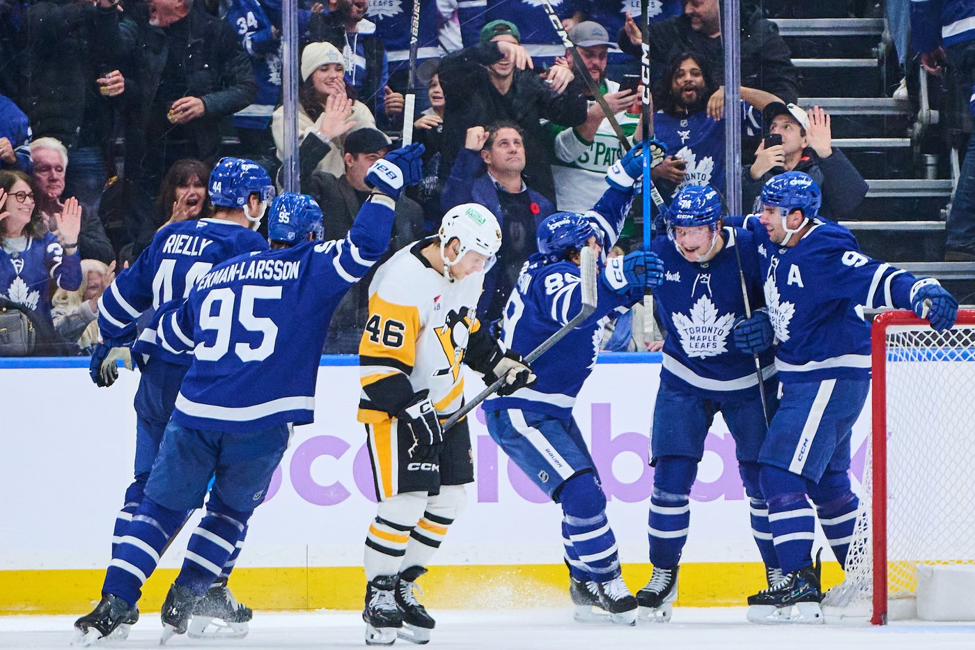 NHL roundup: Nylander leads Maple Leafs' rally to 4-3 win over Penguins | iNFOnews.ca