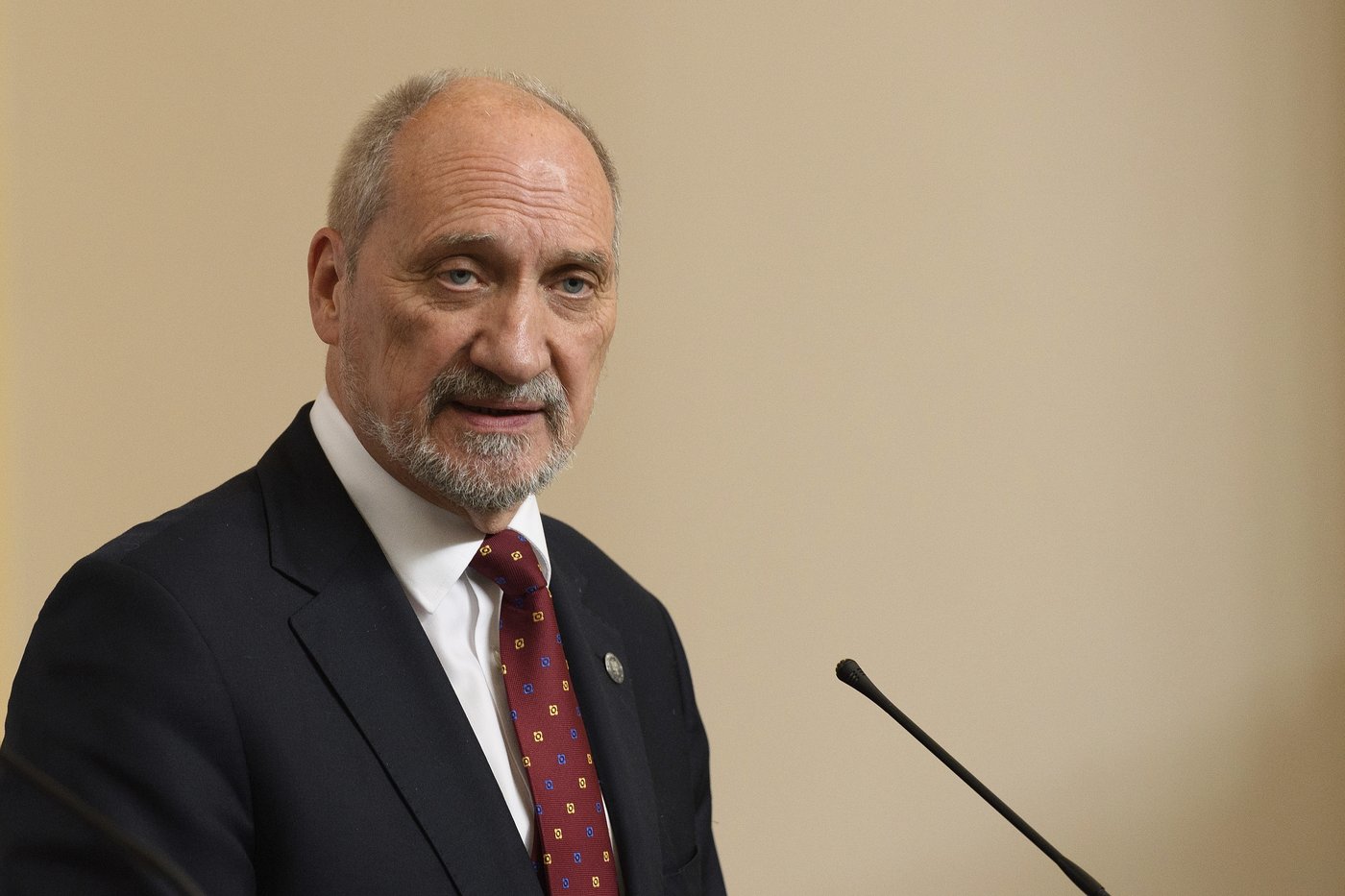 Poland's commission looking into Russian influences finds ex-defense minister at fault | iNFOnews.ca