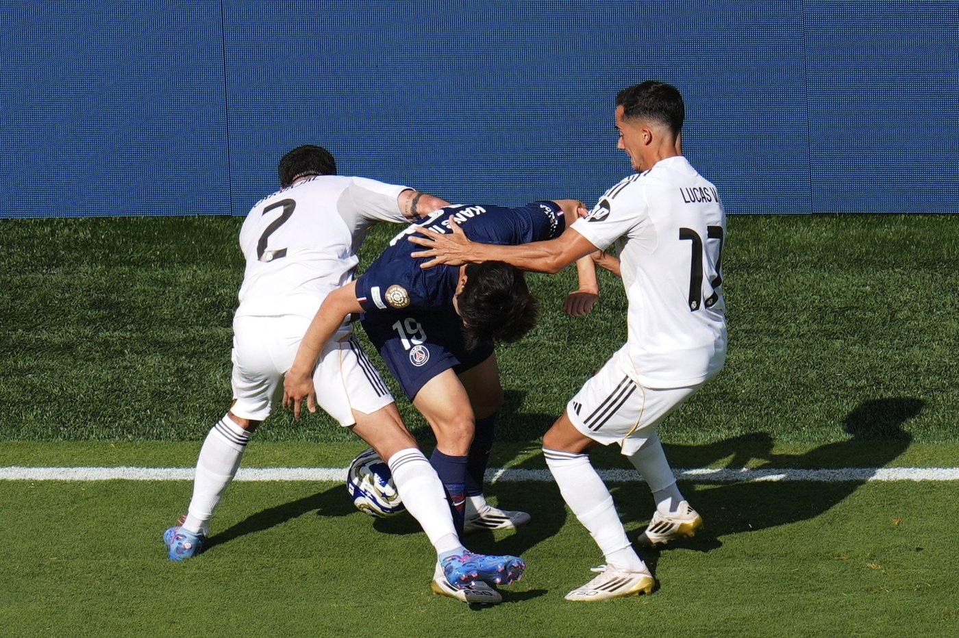 FIFA says it has reached consensus with several players’ unions on minimum rest standards | iNFOnews.ca