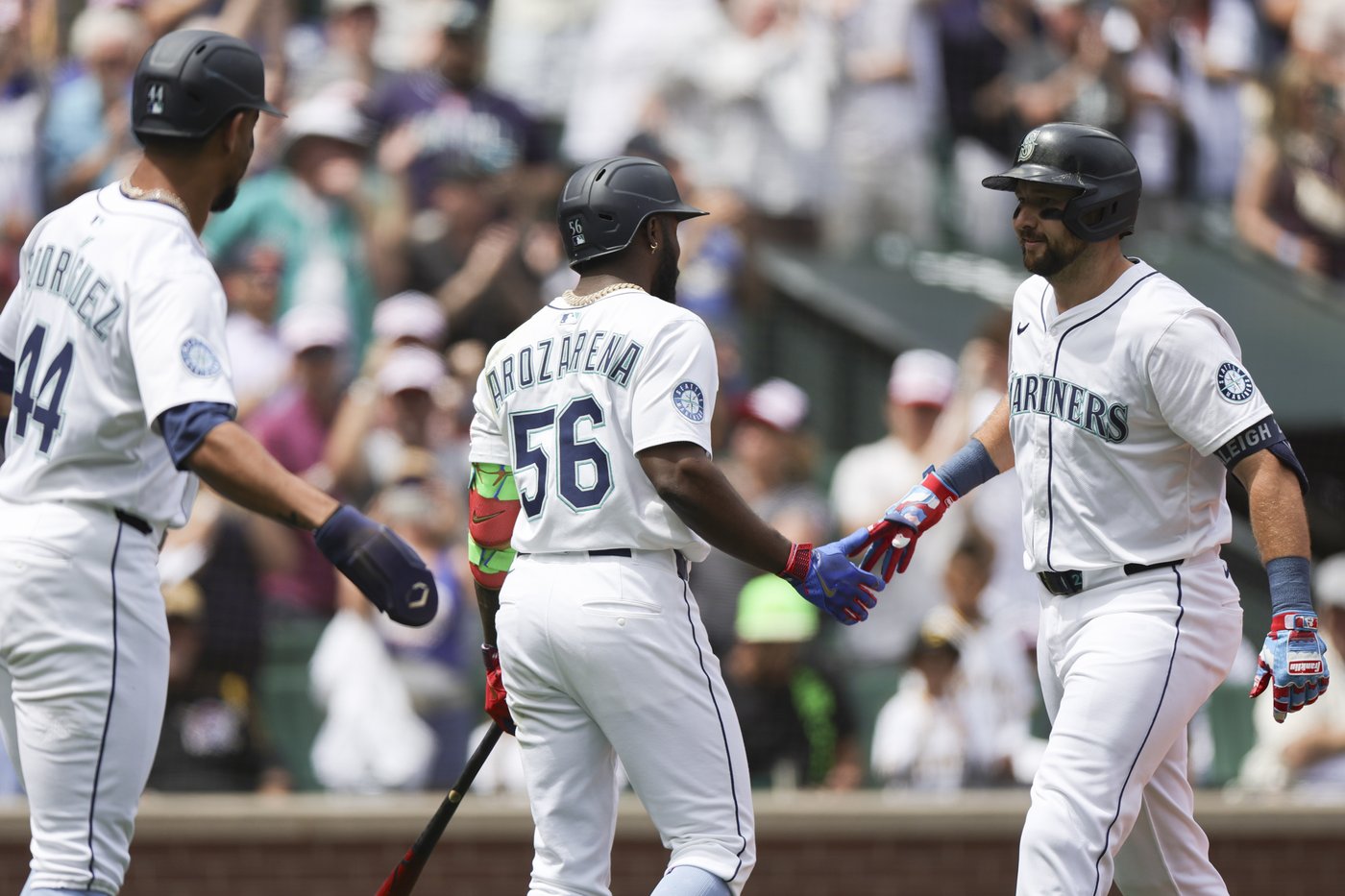 Cal Raleigh ties Ken Griffey Jr.'s Mariners record for home runs before All-Star break with 35 | iNFOnews.ca Cal Raleigh ties Ken Griffey Jr.'s Mariners record for home runs before All-Star break with 35 | iNFOnews.ca