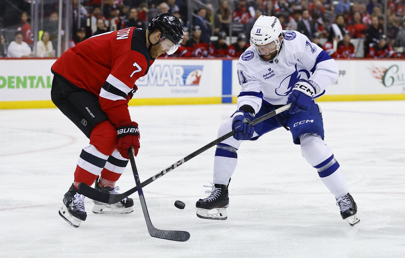 Lightning beat Devils 8-5 ending a two-game skid | iNFOnews.ca