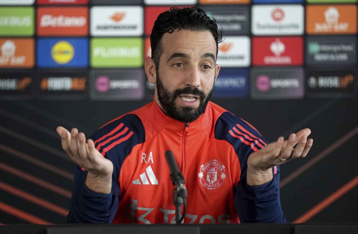 Amorim after his eye-catching claim about Man United: 'I won’t promise I won’t do it again' | iNFOnews.ca