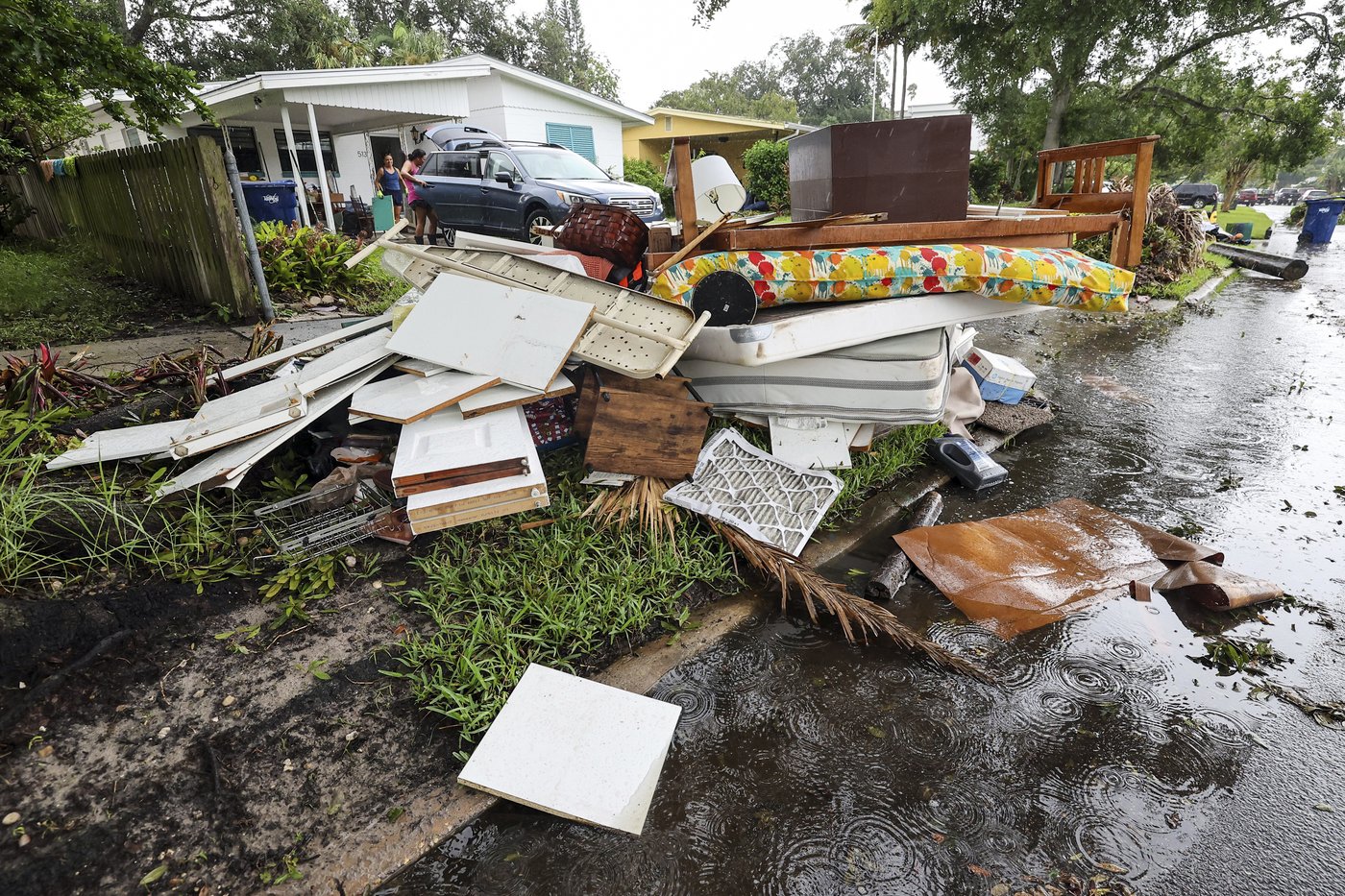 Tropical Weather Latest: Millions still without power from Helene as flooding continues | iNFOnews.ca Tropical Weather Latest: Millions still without power from Helene as flooding continues | iNFOnews.ca