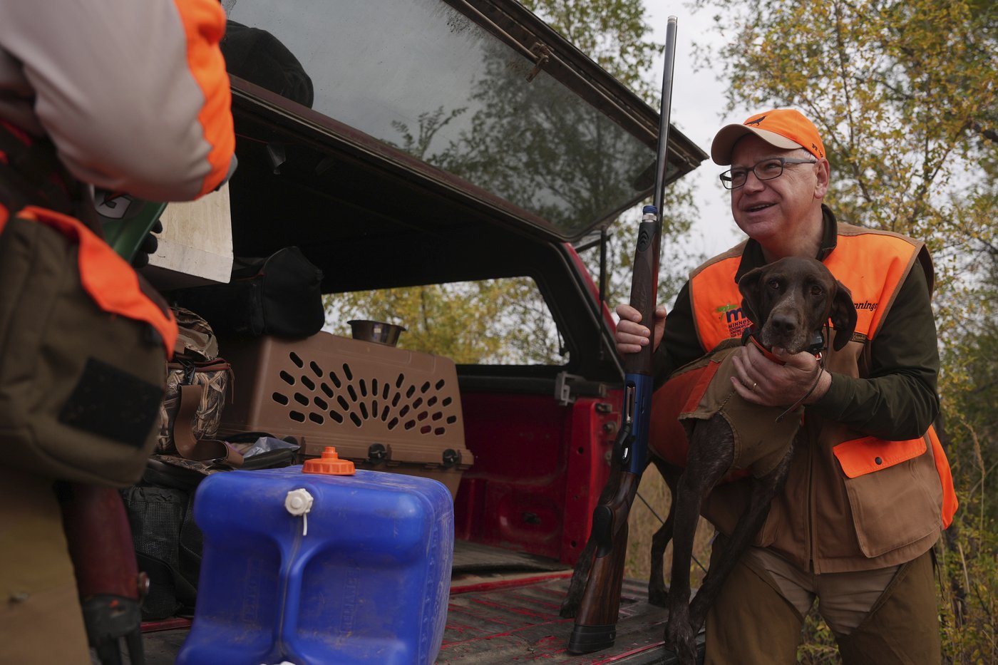 Walz tramps through tall grass but bags no birds as pheasant hunting season opens | iNFOnews.ca Walz tramps through tall grass but bags no birds as pheasant hunting season opens | iNFOnews.ca