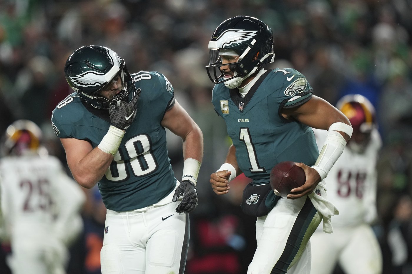 Saquon Barkley runs for 2 TDs, Eagles beat Commanders 26-18 to stretch NFC East lead | iNFOnews.ca Saquon Barkley runs for 2 TDs, Eagles beat Commanders 26-18 to stretch NFC East lead | iNFOnews.ca