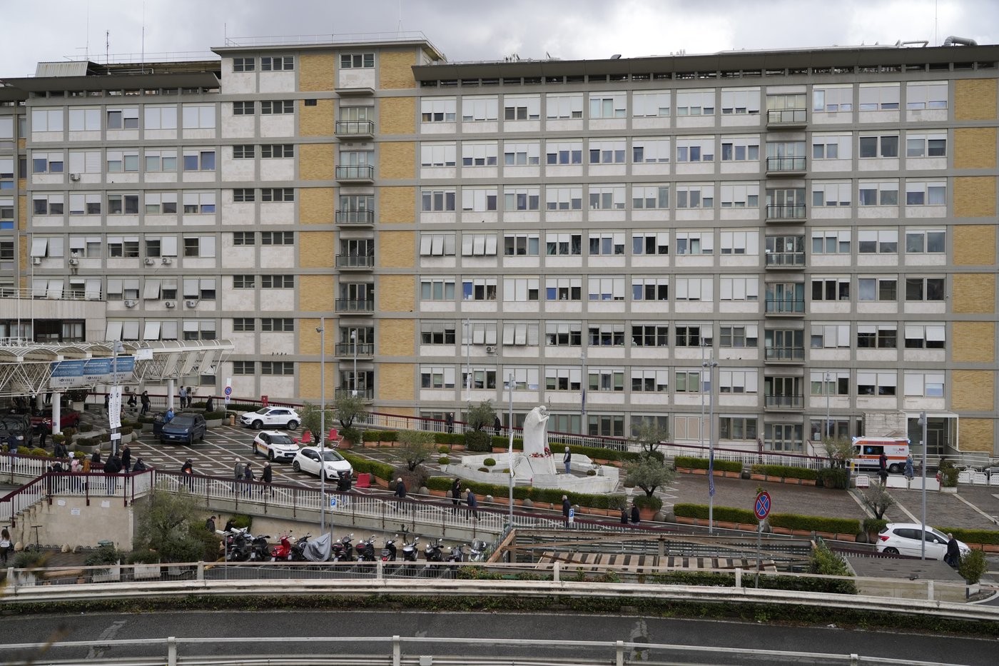 A look at Pope Francis' previous hospitalizations and health problems | iNFOnews.ca