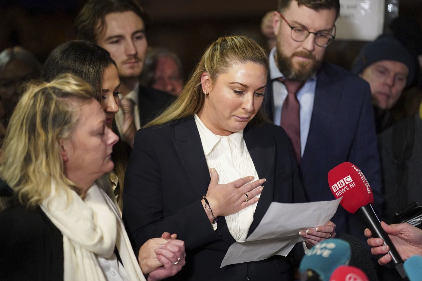 Conor McGregor must pay $250K to woman who says he raped her, civil jury rules | iNFOnews.ca
