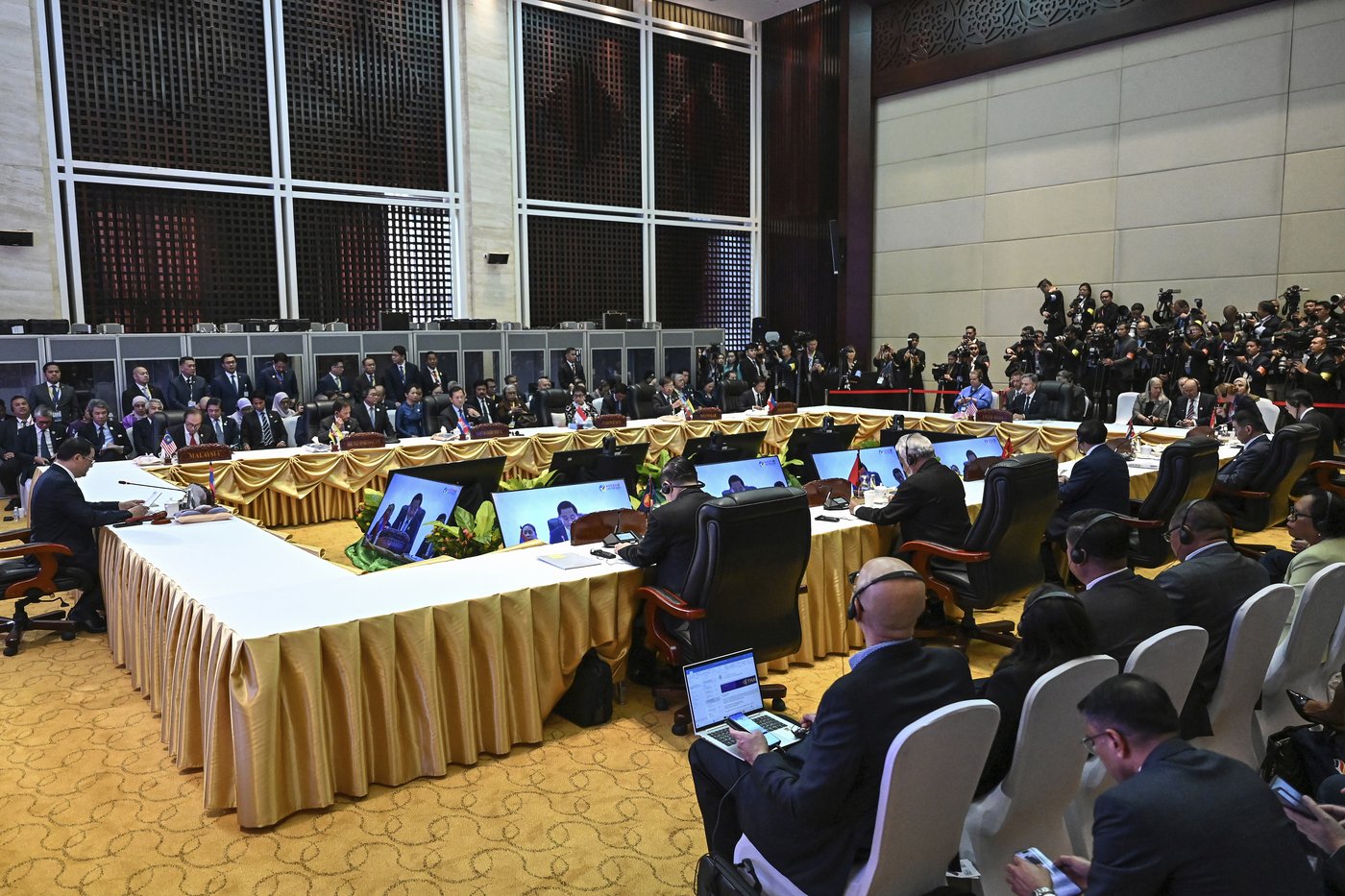 Blinken tells ASEAN the US is worried about China's 'dangerous' actions in disputed sea | iNFOnews.ca Blinken tells ASEAN the US is worried about China's 'dangerous' actions in disputed sea | iNFOnews.ca