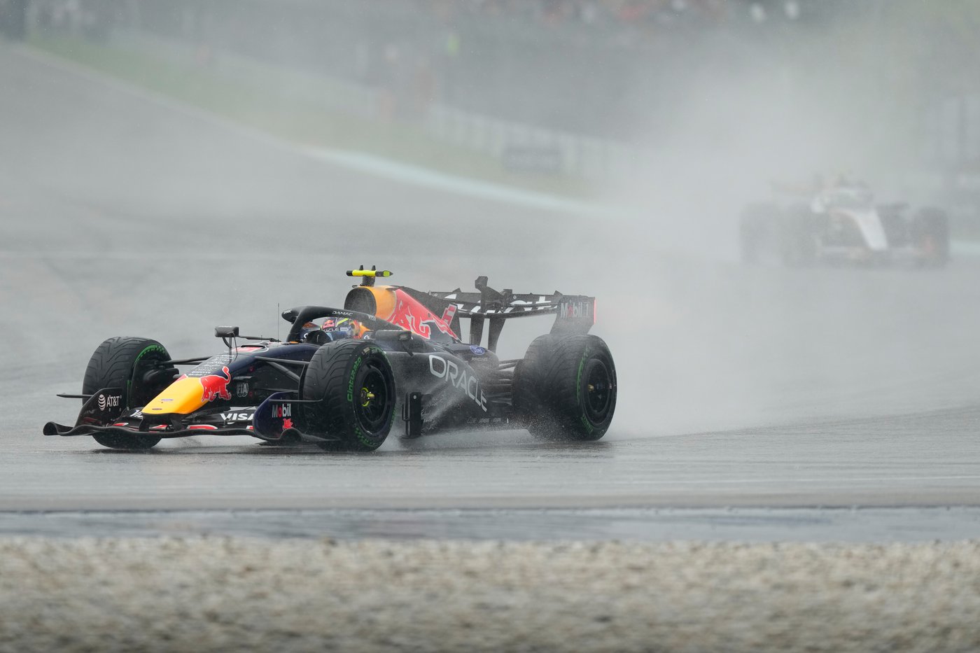 Verstappen wants a 'lesson learned' after software issues in F1 cars delay race start | iNwheels Verstappen wants a 'lesson learned' after software issues in F1 cars delay race start | iNwheels