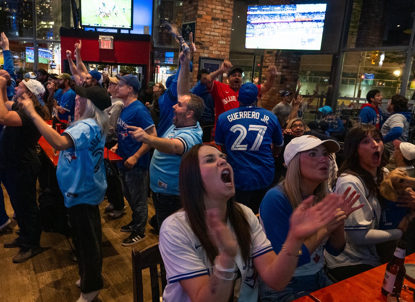 Toronto to host Blue Jays watch parties as World Series home games tickets sell out | iNFOnews.ca Toronto to host Blue Jays watch parties as World Series home games tickets sell out | iNFOnews.ca