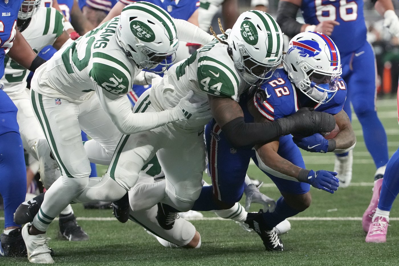 Bills rookies Coleman, Davis and Carter team up to make a youthful impact on Buffalo's 5-2 start | iNFOnews.ca Bills rookies Coleman, Davis and Carter team up to make a youthful impact on Buffalo's 5-2 start | iNFOnews.ca