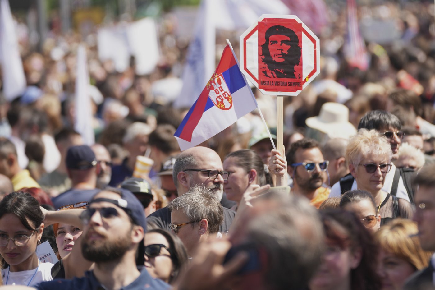 Serbia's protesting students demand a snap election | iNFOnews.ca Serbia's protesting students demand a snap election | iNFOnews.ca