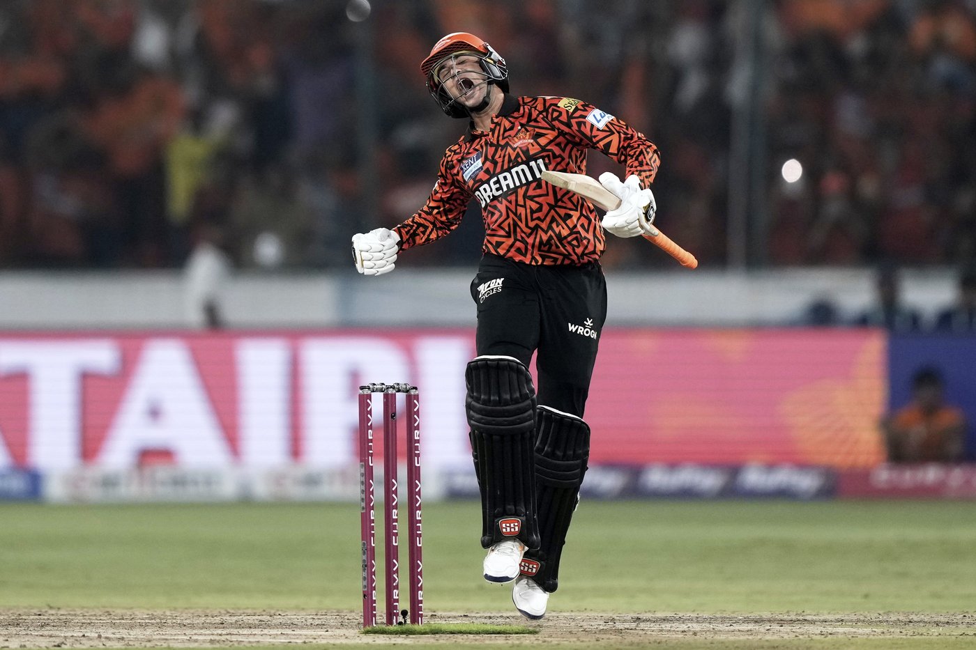 Sharma's 141 helps Sunrisers chase down Punjab in Indian Premier League | iNFOnews.ca