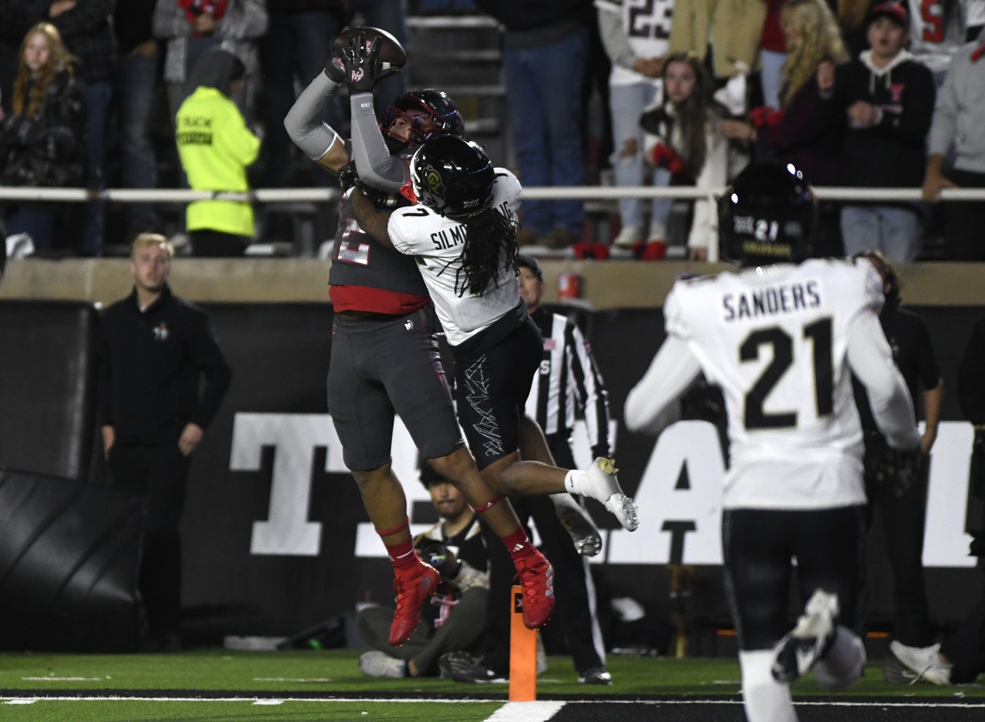 Sanders, Hunter help No. 21 Colorado overcame early deficit in 41-27 win over Texas Tech | iNFOnews.ca Sanders, Hunter help No. 21 Colorado overcame early deficit in 41-27 win over Texas Tech | iNFOnews.ca