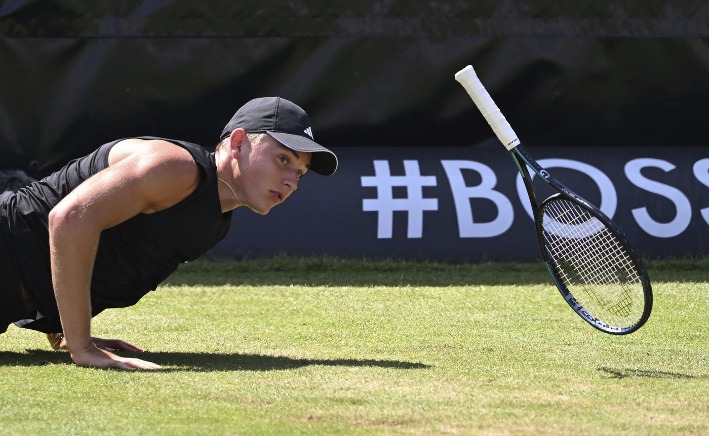 German teenager Engel's historic run ends in straight-set loss to Auger-Aliassime | iNFOnews.ca German teenager Engel's historic run ends in straight-set loss to Auger-Aliassime | iNFOnews.ca