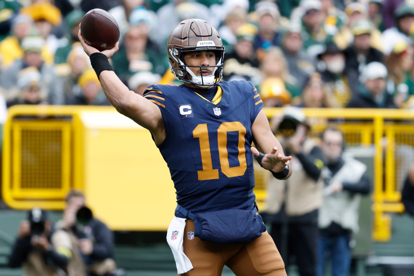 Packers to face off with Eagles in rematch of playoff game from last season | iNFOnews.ca