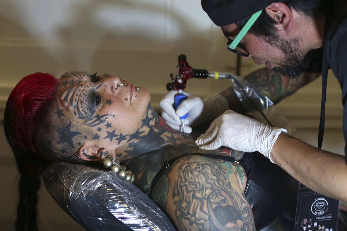 Lasers help archaeologists study ancient tattoos on Peruvian mummies | iNFOnews.ca