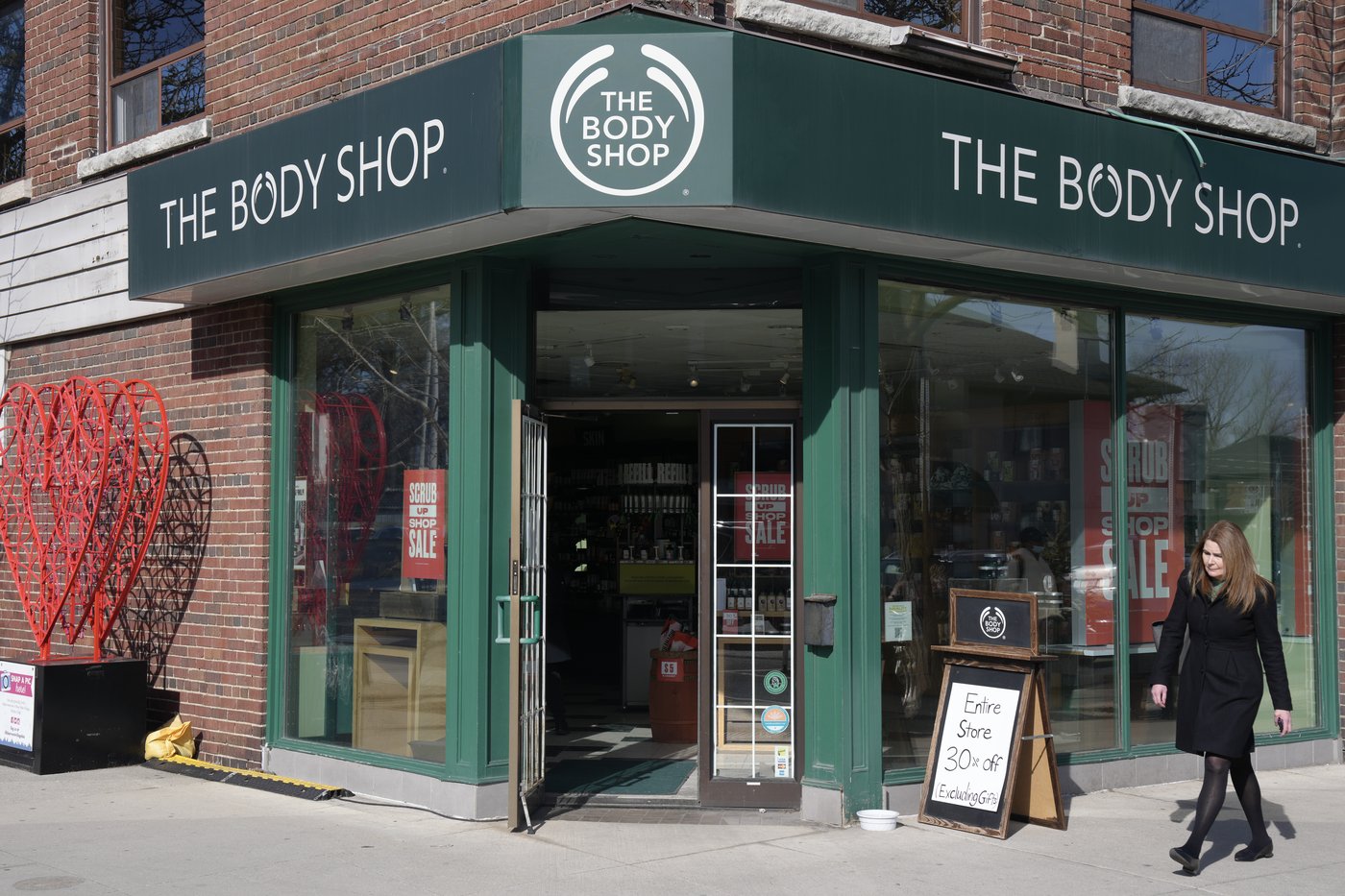 The Body Shop Canada to close more stores as it prepares for new owner | iNFOnews.ca