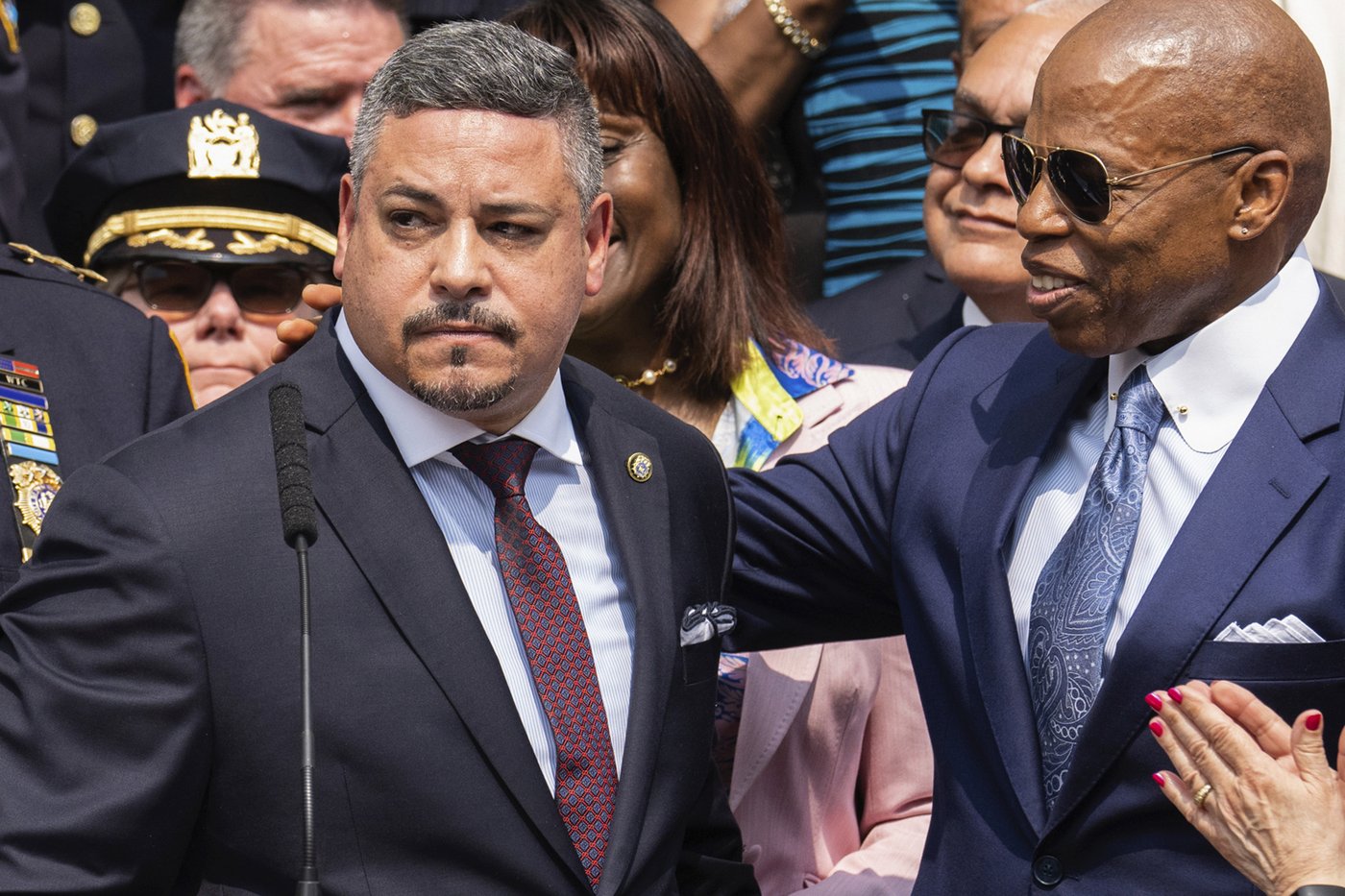 Ex-NYPD commissioner rejected discipline for cops who raided Brooklyn bar now part of federal probe | iNFOnews.ca Ex-NYPD commissioner rejected discipline for cops who raided Brooklyn bar now part of federal probe | iNFOnews.ca