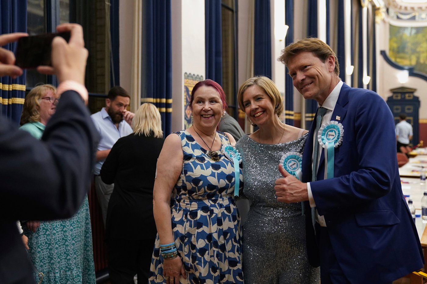 Parts of England vote in local elections, with Farage's Reform UK seeking big gains | iNFOnews.ca Parts of England vote in local elections, with Farage's Reform UK seeking big gains | iNFOnews.ca