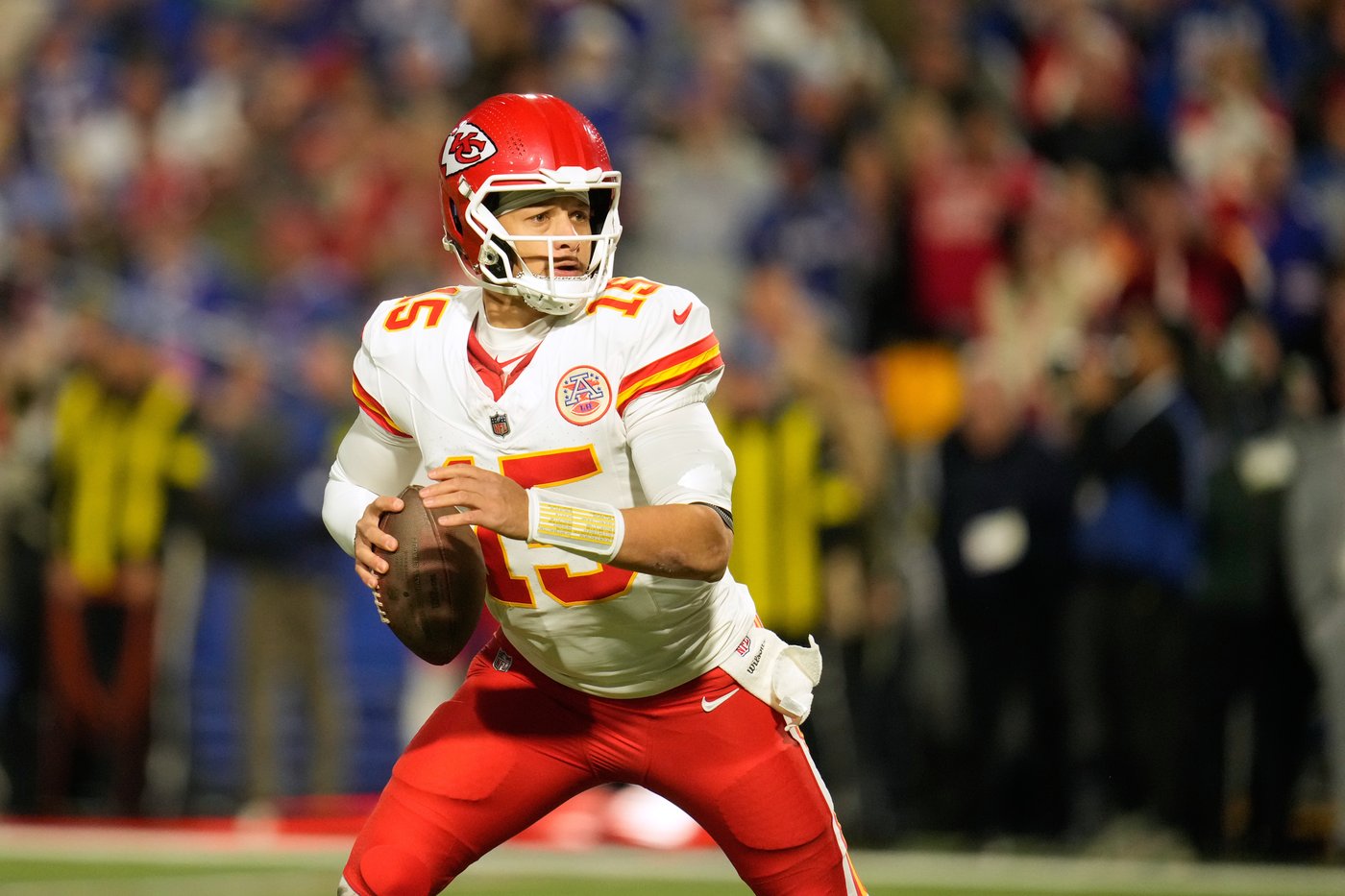 Chiefs vs. Broncos: Mahomes faces NFL's top pass rush in Denver showdown | iNFOnews.ca Chiefs vs. Broncos: Mahomes faces NFL's top pass rush in Denver showdown | iNFOnews.ca