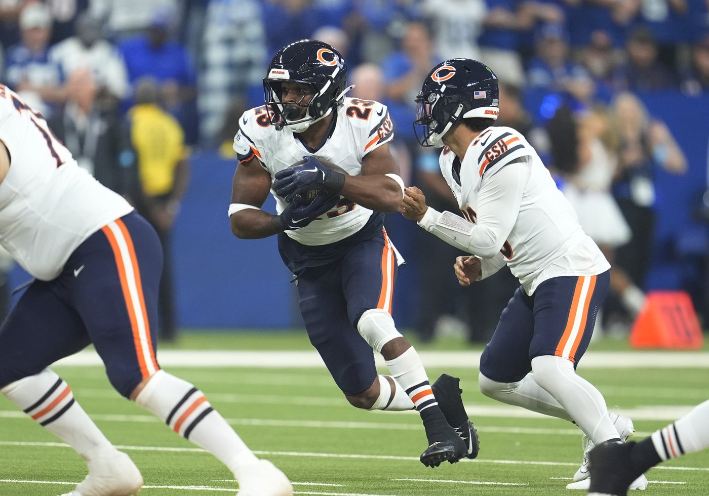 Bears' poor running game is putting pressure on rookie QB Caleb Williams | iNFOnews.ca Bears' poor running game is putting pressure on rookie QB Caleb Williams | iNFOnews.ca