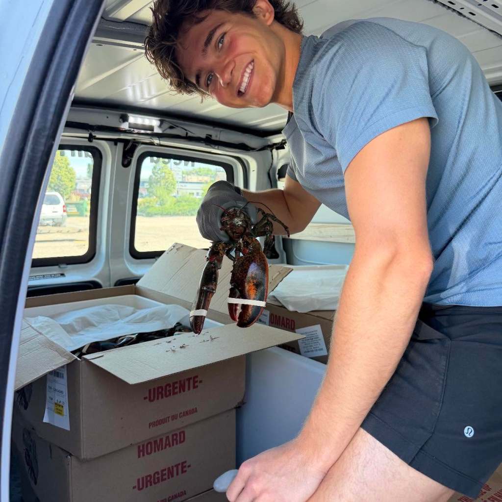 How a local entrepreneur satisfies Okanagan hunger for live Atlantic lobster | iNwine