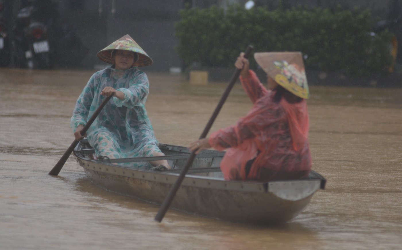 Vietnam's tourist sites submerged as record rainfall causes major flooding | iNFOnews.ca Vietnam's tourist sites submerged as record rainfall causes major flooding | iNFOnews.ca