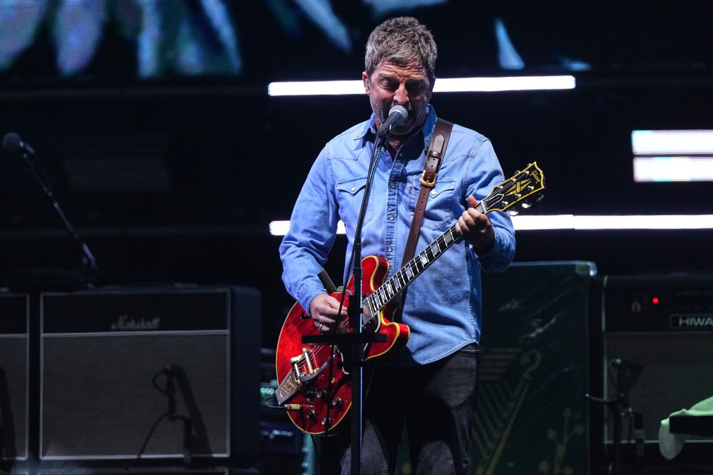 Ticketmaster to give fans more information after uproar in way Oasis tickets were sold in the UK | iNFOnews.ca