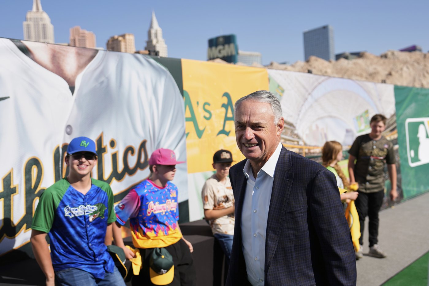 Athletics celebrate groundbreaking of $1.75 billion stadium project in Las Vegas | iNFOnews.ca
