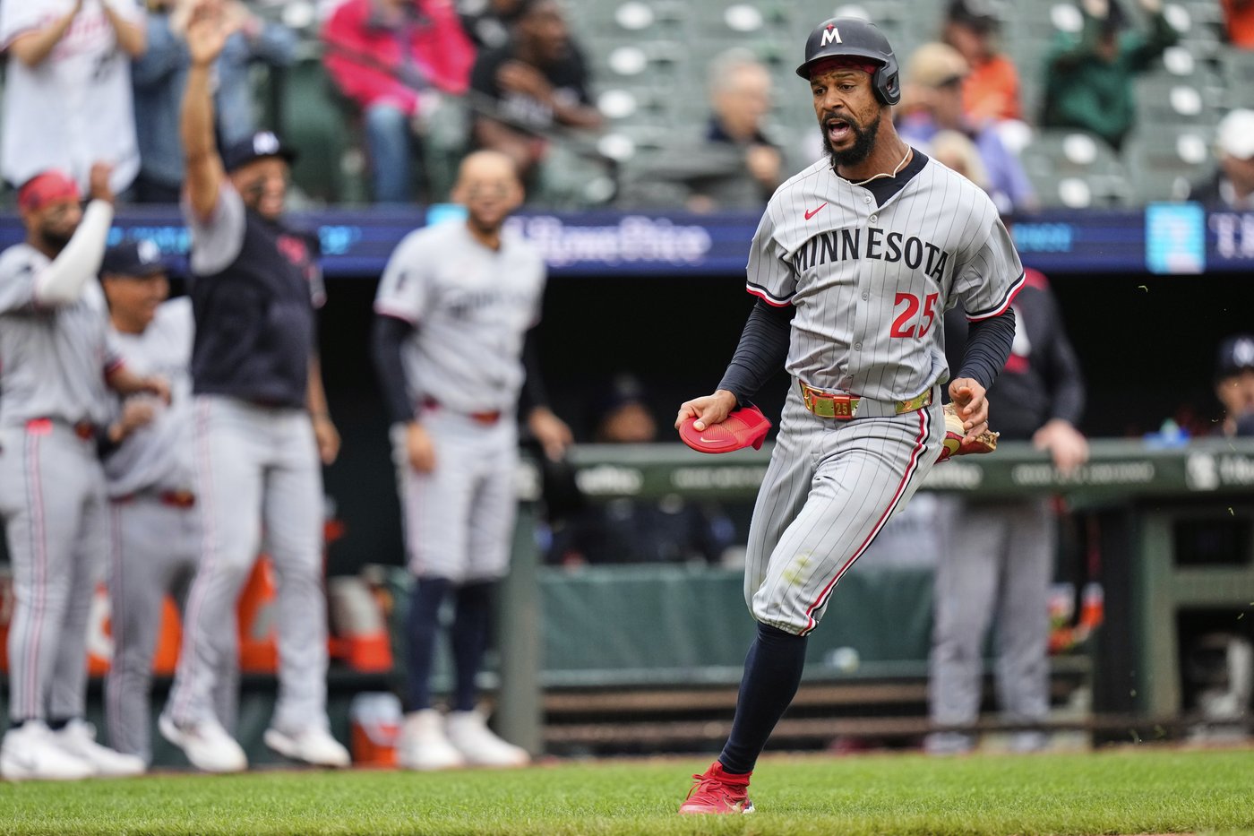 Twins' Byron Buxton joins teammate Carlos Corea on 7-day concussion injured list | iNFOnews.ca Twins' Byron Buxton joins teammate Carlos Corea on 7-day concussion injured list | iNFOnews.ca