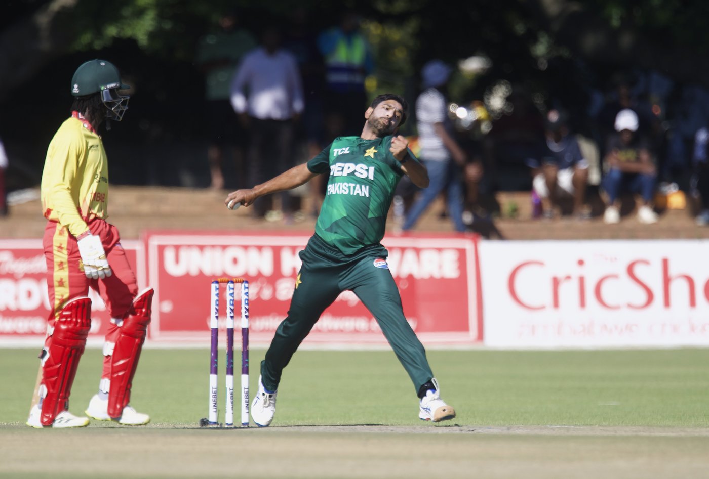 Spinners propel Pakistan to emphatic 57-run win over Zimbabwe in 1st T20 | iNFOnews.ca Spinners propel Pakistan to emphatic 57-run win over Zimbabwe in 1st T20 | iNFOnews.ca
