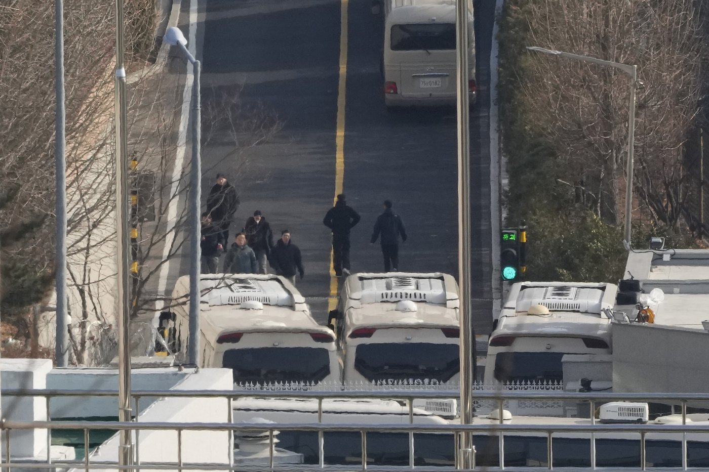 Impeached South Korean president's lawyers slam detention efforts as acting leader warns of clash | iNFOnews.ca Impeached South Korean president's lawyers slam detention efforts as acting leader warns of clash | iNFOnews.ca