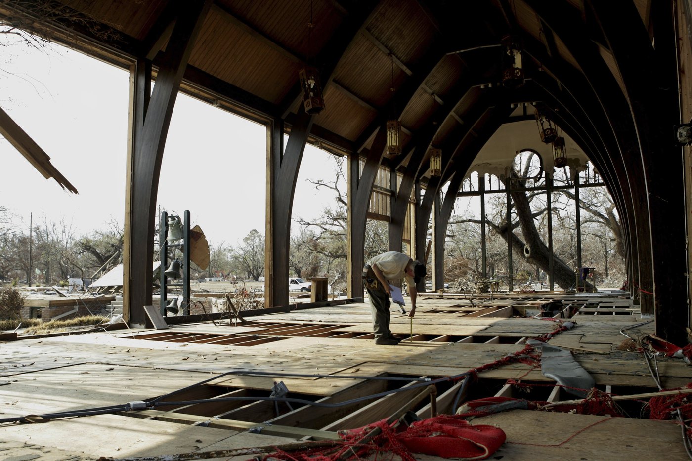 ABC's Robin Roberts retraces her post-Hurricane Katrina journey back to hometown | iNFOnews.ca