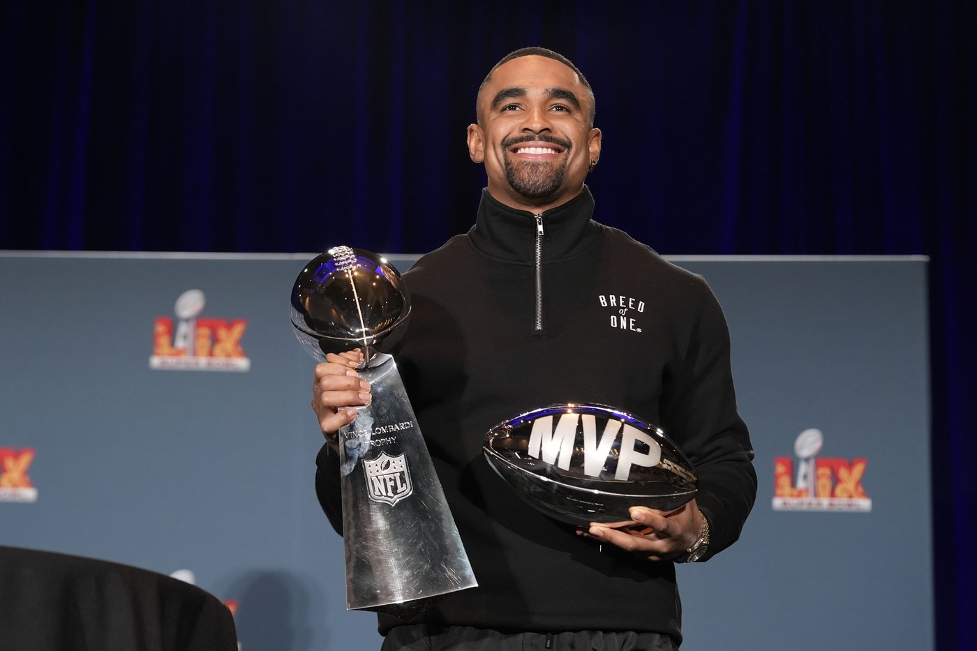 Jalen Hurts' rocky road leads to a Super Bowl MVP award | iNFOnews.ca