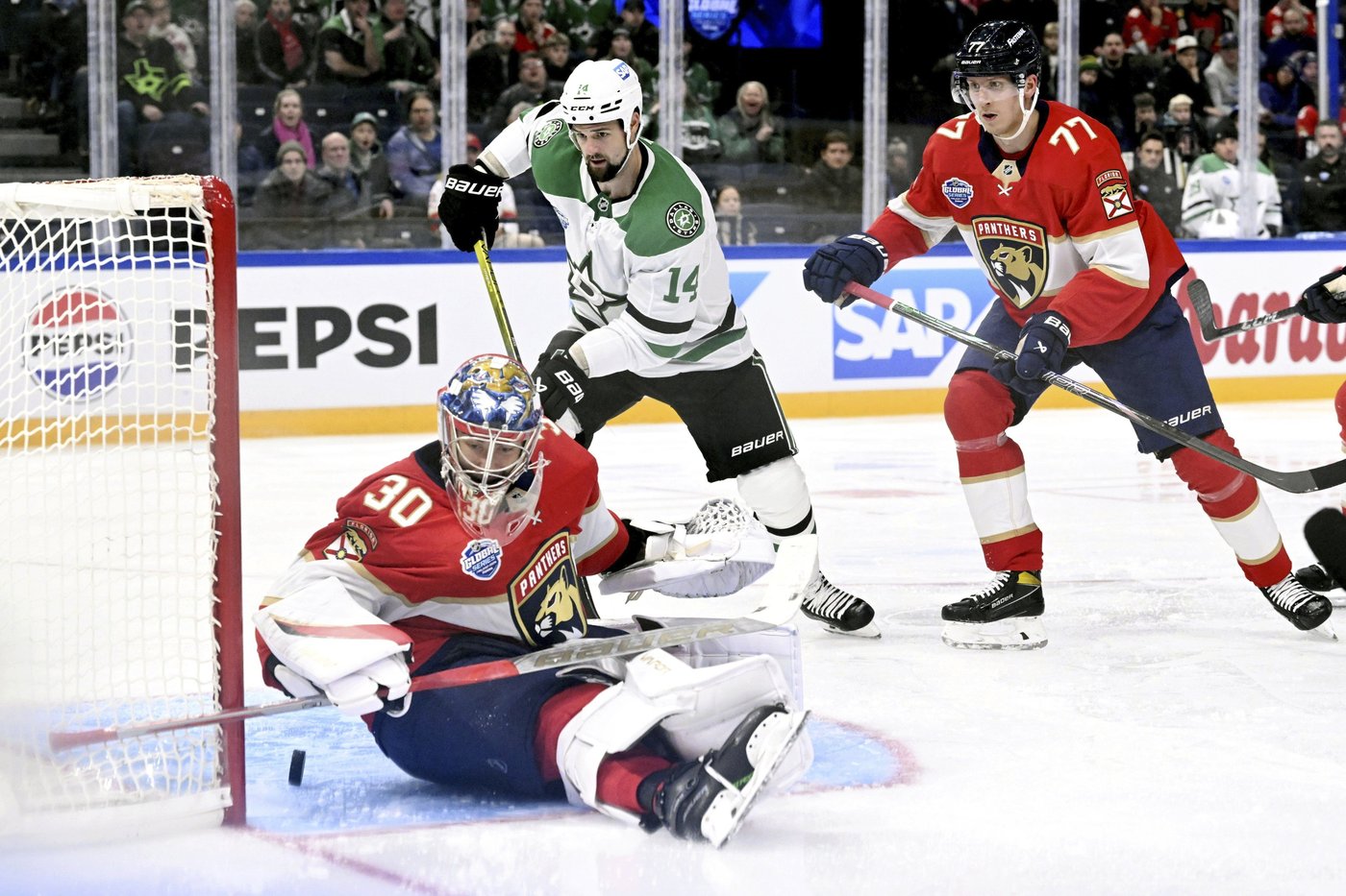 NHL roundup: Panthers top Stars to sweep two-game series in Finland | iNFOnews.ca