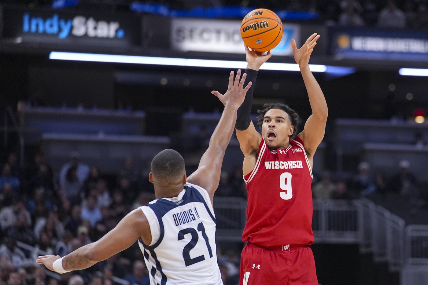 Nolan Winter scores a season-high 20 points to help No. 20 Wisconsin get past Butler 83-74 | iNFOnews.ca Nolan Winter scores a season-high 20 points to help No. 20 Wisconsin get past Butler 83-74 | iNFOnews.ca