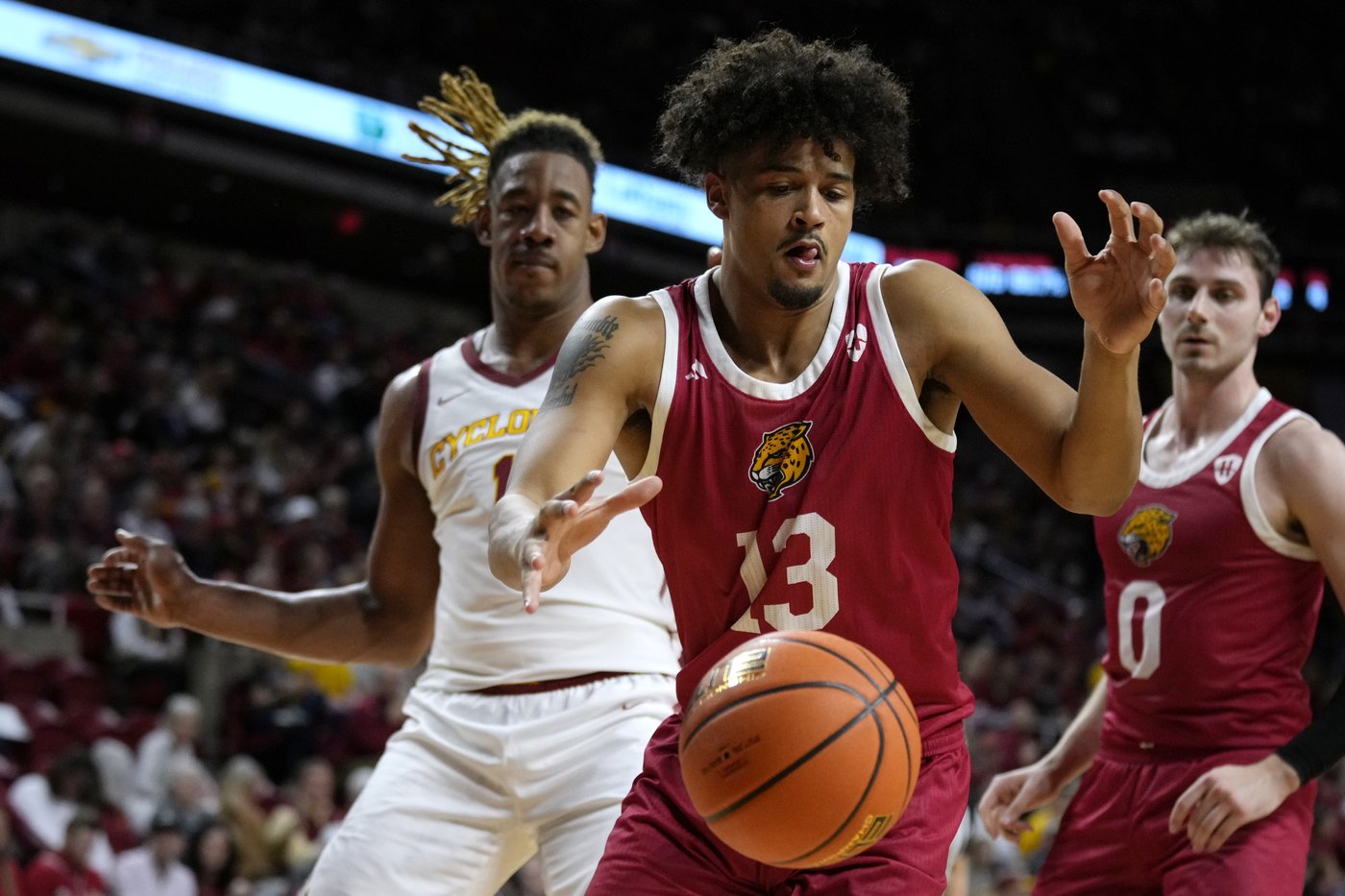 Jones scores 20 points off bench, Lipsey adds 17 in No. 5 Cyclones' 87-52 win over IU Indianapolis | iNFOnews.ca