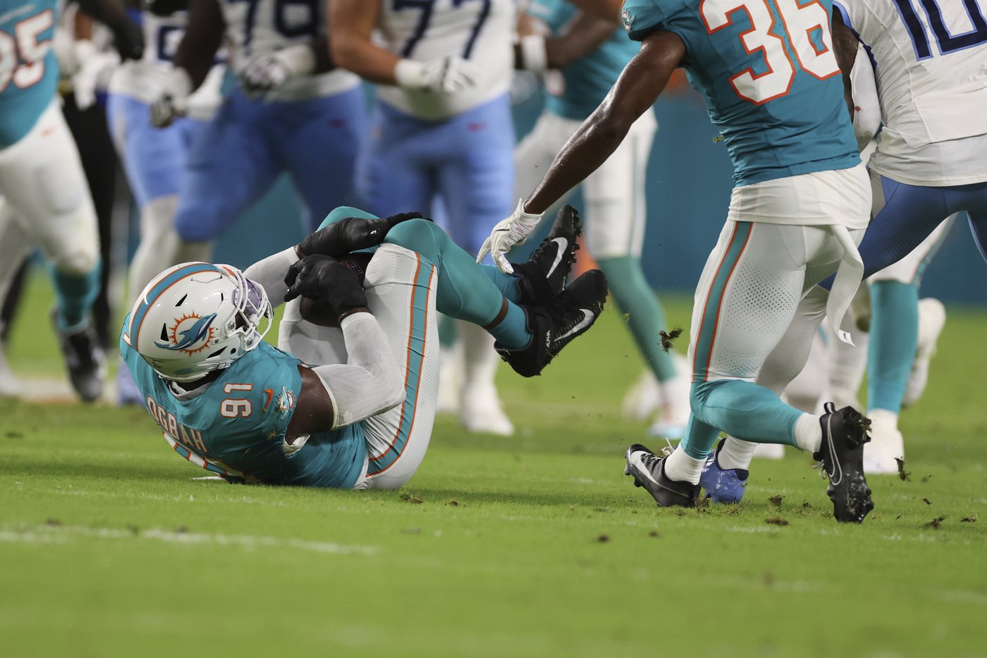 Dolphins sticking with QB Tyler Huntley as offense continues to struggle without Tua Tagovailoa | iNFOnews.ca Dolphins sticking with QB Tyler Huntley as offense continues to struggle without Tua Tagovailoa | iNFOnews.ca